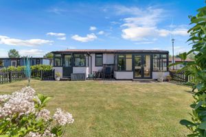 Photo 22- click for photo gallery